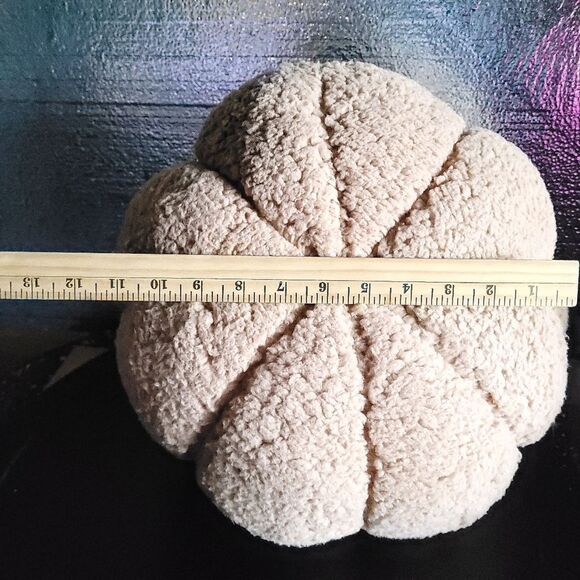 Magical Little Babes Mickey Pumpkin Jack O’ Lantern Sherpa Pillow VHTF - Picture 8 of 8